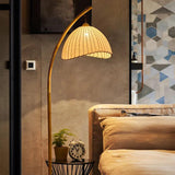 Lampadaire Design Élégant pour un Éclairage Contemporain-LUMICONCEPT