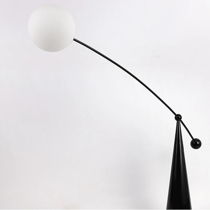 Lampadaire LED Design Nordique Moderne avec Télécommande et Luminosité Réglable-LUMICONCEPT