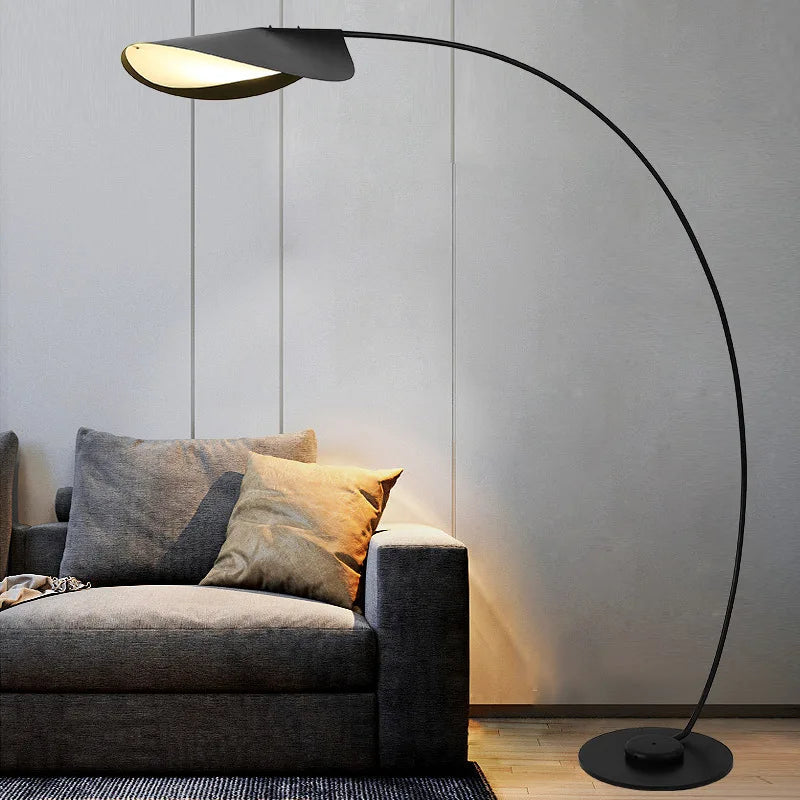 Lampadaire LED Moderne en Fer Noir pour Salon et Chambre à Coucher-LUMICONCEPT