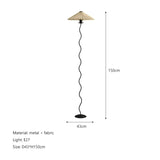 Lampadaire LED minimaliste en tissu plissé pour un éclairage élégant dans votre salon-LUMICONCEPT