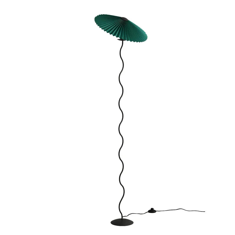 Lampadaire LED minimaliste en tissu plissé pour un éclairage élégant dans votre salon-LUMICONCEPT