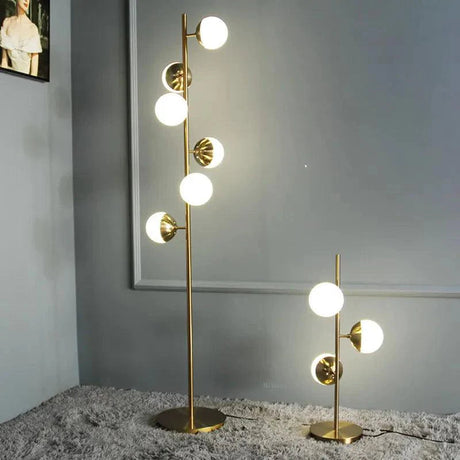 Lampadaire design moderne avec tige en fer doré et bulles nordiques-LUMICONCEPT