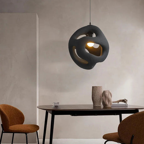 Lampe Suspendue en Résine au Design Moderne et Élégant pour Éclairer Tous Vos Espaces Intérieurs-LUMICONCEPT