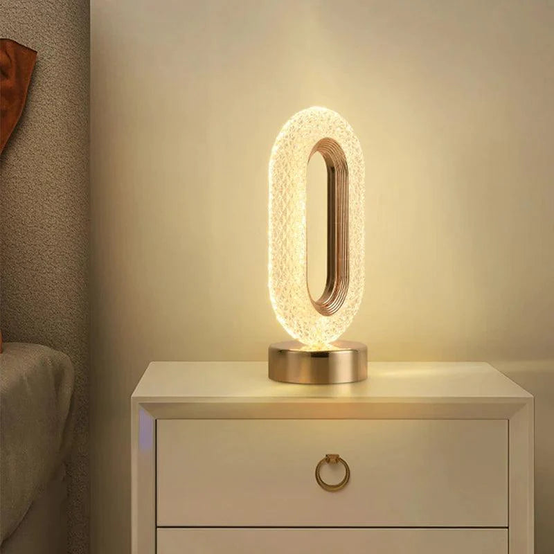 Lampe de Table Élégante avec Éclairage Personnalisable et Corps Doré-LUMICONCEPT