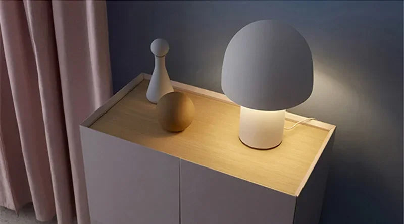 Lampe de bureau nordique moderne en métal pour chambre et étude-LUMICONCEPT