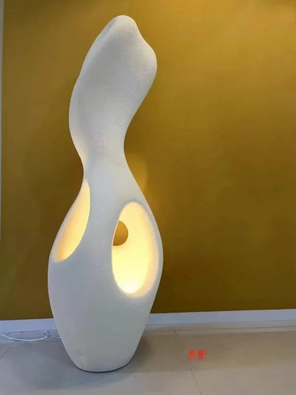 Lampe de sol moderne Sabi pour salon et chambre à coucher, design simple et élégant-LUMICONCEPT