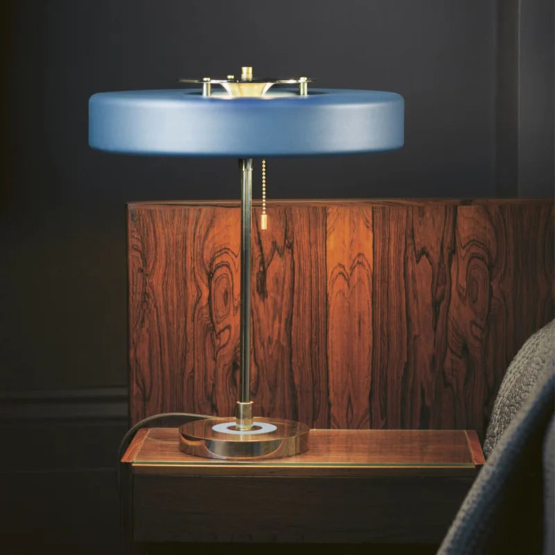 Lampe de table LED scandinave moderne pour un éclairage élégant et chaleureux-LUMICONCEPT