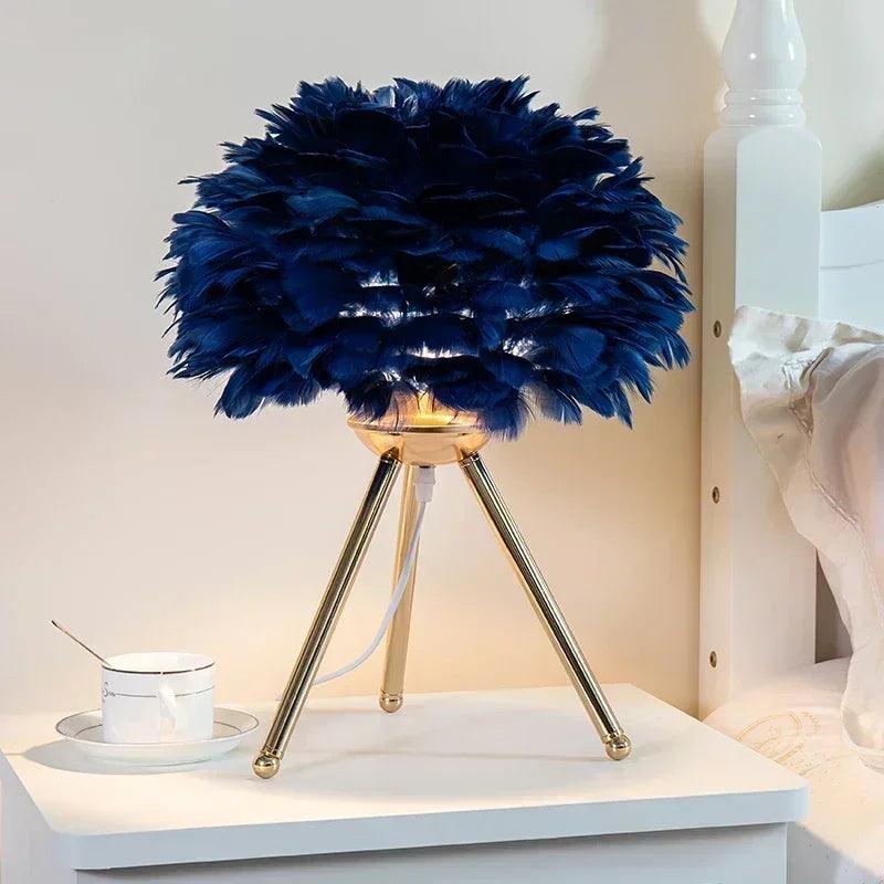 Lampe de table élégante en plumes d'oie nordique-LUMICONCEPT