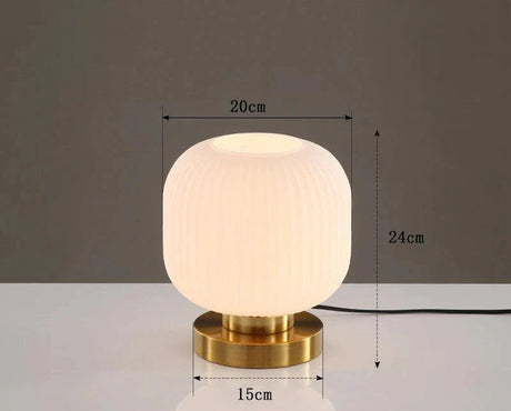 Lampe de table nordique en verre élégant-LUMICONCEPT