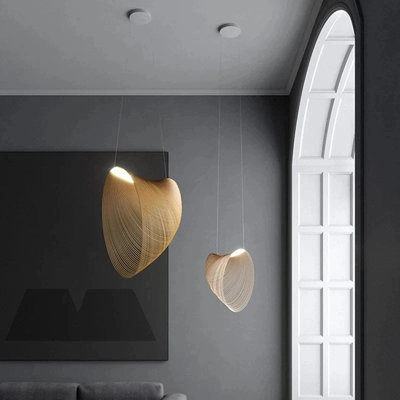 Lustre en Bois LED Artistique avec Contrôle Distant et Options Personnalisables-LUMICONCEPT