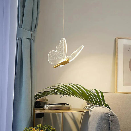 Suspendu Design : Suspension Lumineuse en Forme d'Oiseau avec Ailes en Verre-LUMICONCEPT