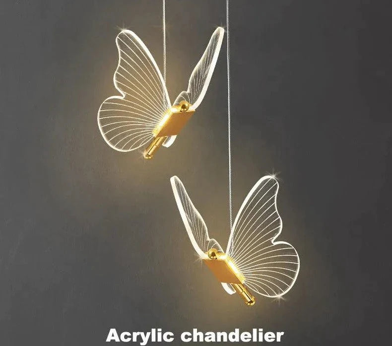 Suspendu Design : Suspension Lumineuse en Forme d'Oiseau avec Ailes en Verre-LUMICONCEPT