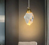 Suspension En Cristal Taillé avec Monture en Laiton Doré - Élégance Nordic Rétro pour Votre Intérieur-LUMICONCEPT