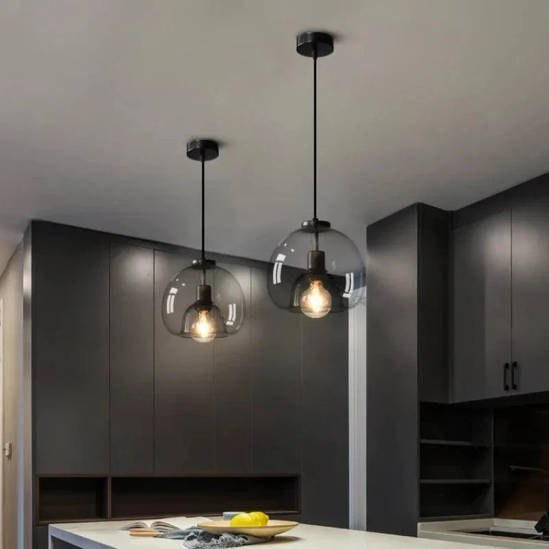 Suspension LED en Fer Forgé et Verre Fumé - Élégance Moderne pour Votre Intérieur-LUMICONCEPT