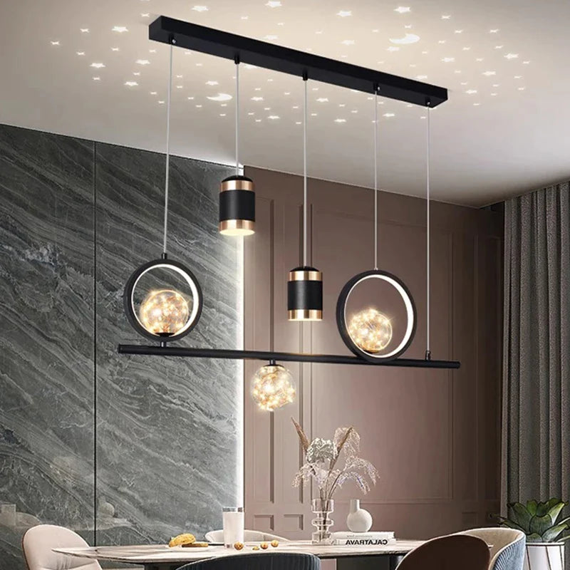 Suspension Moderne Ajustable avec Anneaux Dorés et Éclairage LED Variable-LUMICONCEPT