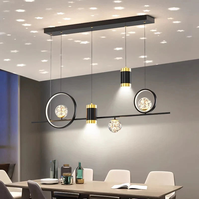 Suspension Moderne Ajustable avec Anneaux Dorés et Éclairage LED Variable-LUMICONCEPT